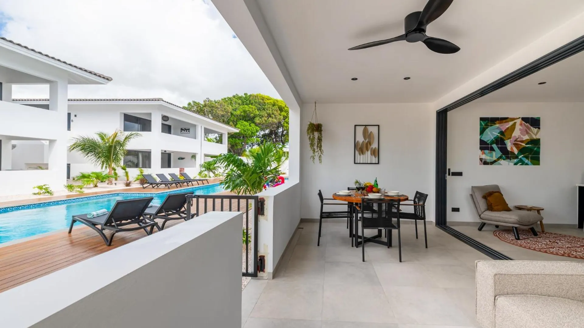 Palm Suite - Newly Constructed Poolside Apartment Just Minutes From The Beach Jan Thiel Κουρασάο